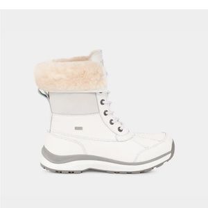 Womens Ugg Adirondack III